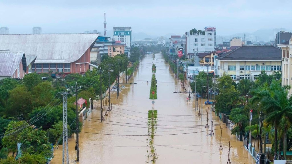 hue_lu lut hue_hue ngap lut_thientai_luluthue_phat giao hue18.jpg